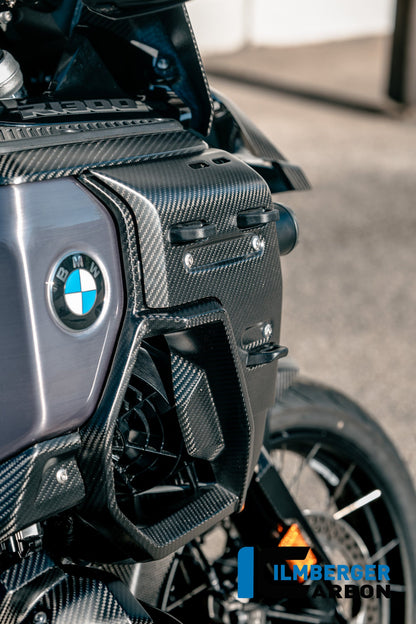 Luchtinlaat paneel cover rechts mat carbon BMW R1300GS Adventure Option 719 Karakorum (2024+)