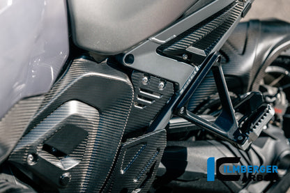 Frame driehoek-cover links voorste deel mat carbon BMW R1300GS Adventure Triple Black (2024+)