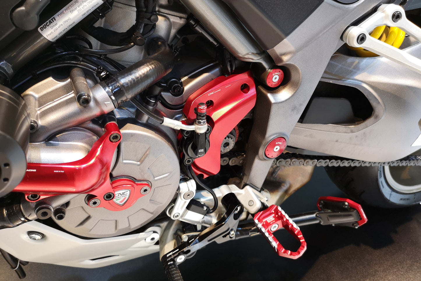 CNC Racing Koppeling Drukzuiger Ducati Monster 950 SP (2023+)