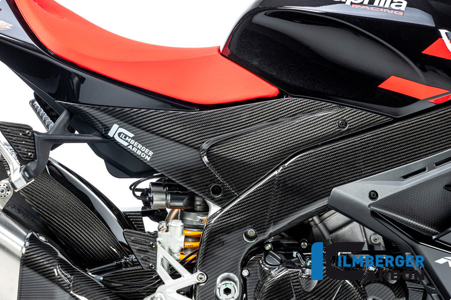 Tankcover zijpaneel rechts glanzend carbon Aprilia RSV4 (2021+)