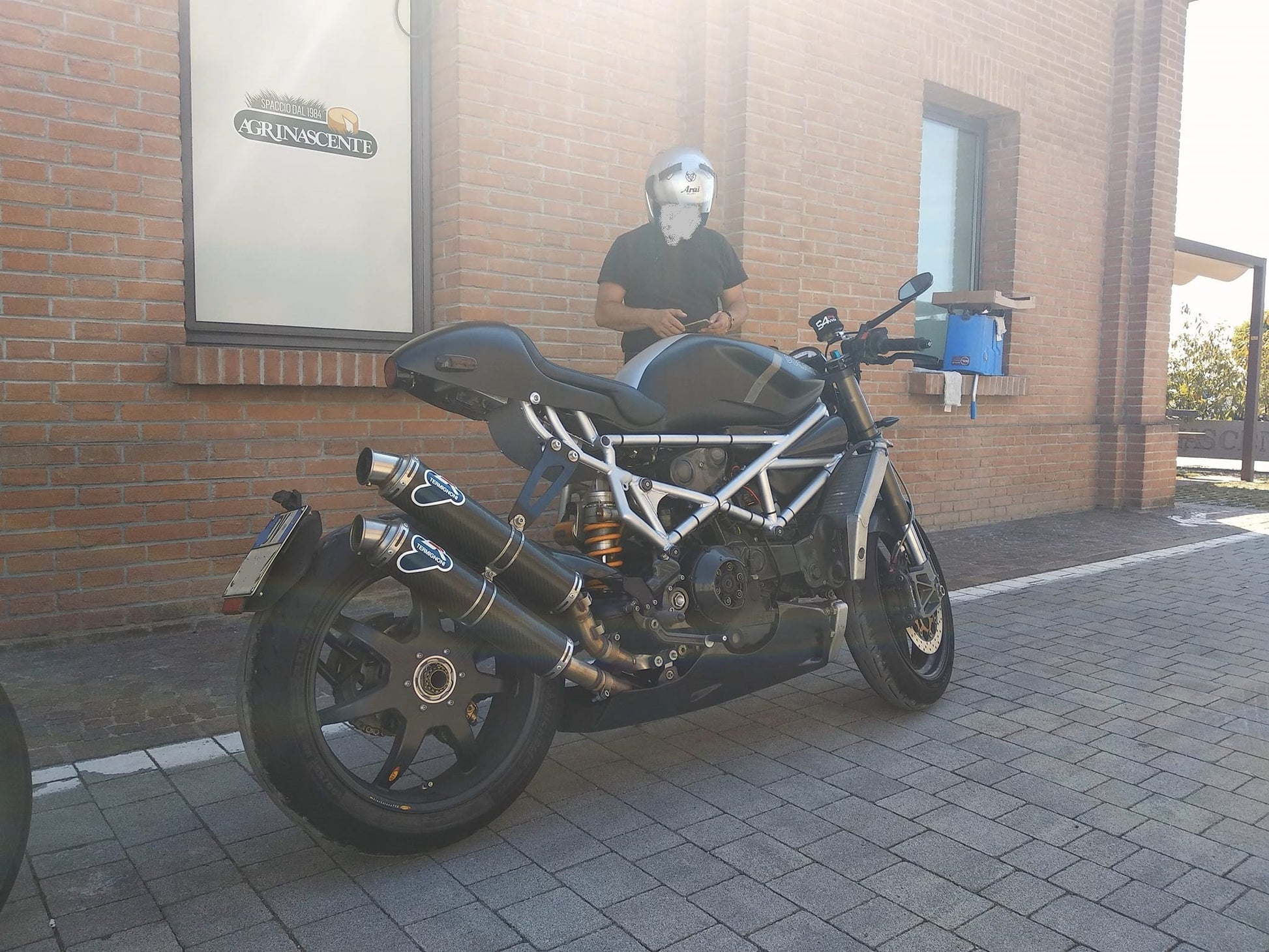 BST Carbon Achtervelg Mamba TEK 6,0 x 17" Ducati Monster S2R 800 1000 2005 t/m 2008