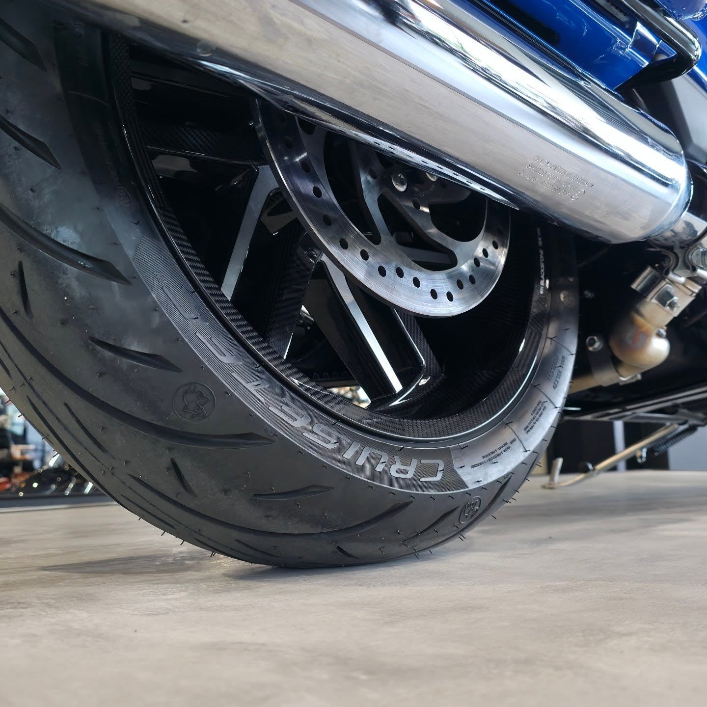BST Reaper TEK 5.5x18'' carbon achtervelg voor Harley Davidson XL1200XS Forty Eight Special (2018-2019)