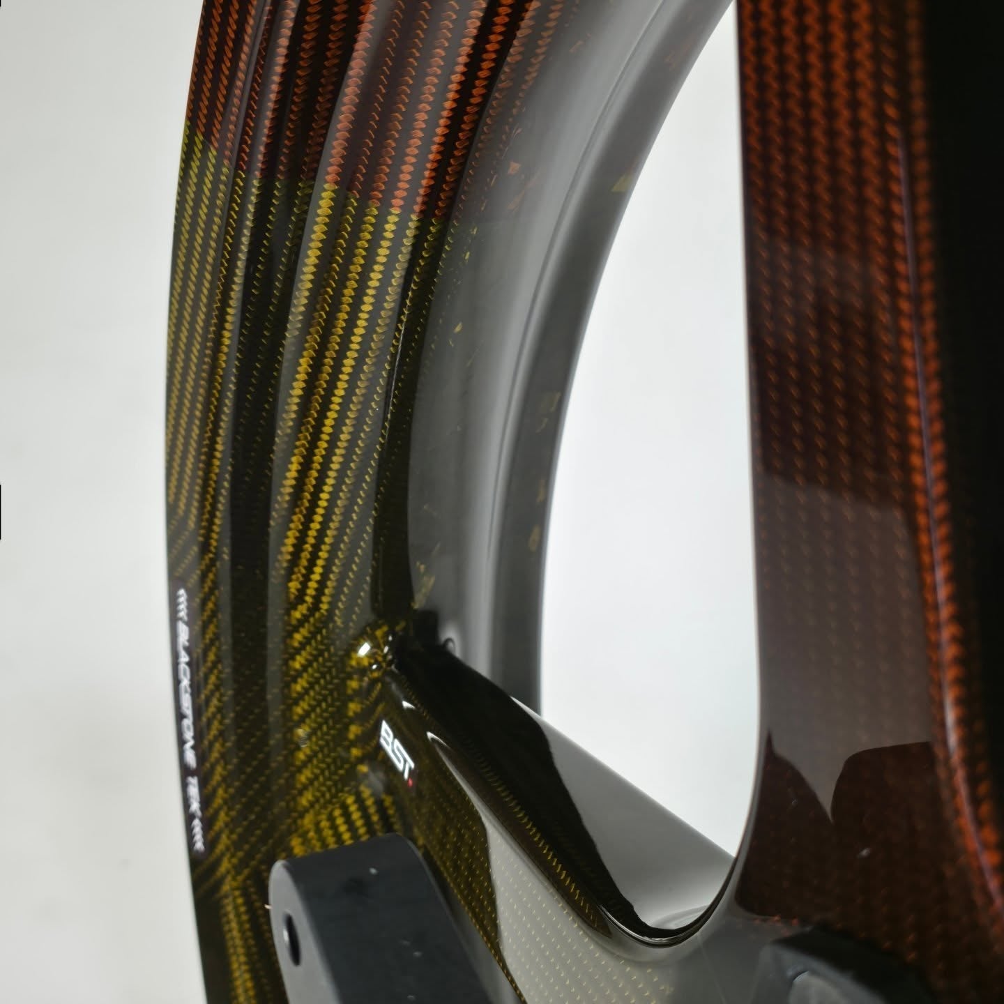 BST Torque TEK 3.5x17" carbon voorvelg voor Harley Davidson FLTRX Road Glide (2024 - 2025)