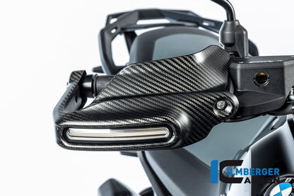 Handkap handbeschermer Hoog met Knipperlicht rechts mat carbon BMW R1300GS Option 719 Tramuntana 2023+