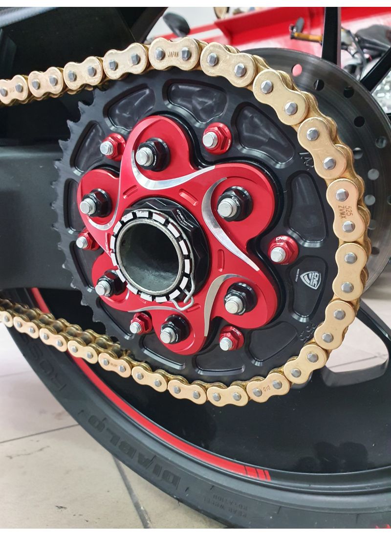 Rear Wheel Axle Nut left side Ducati Bicolore