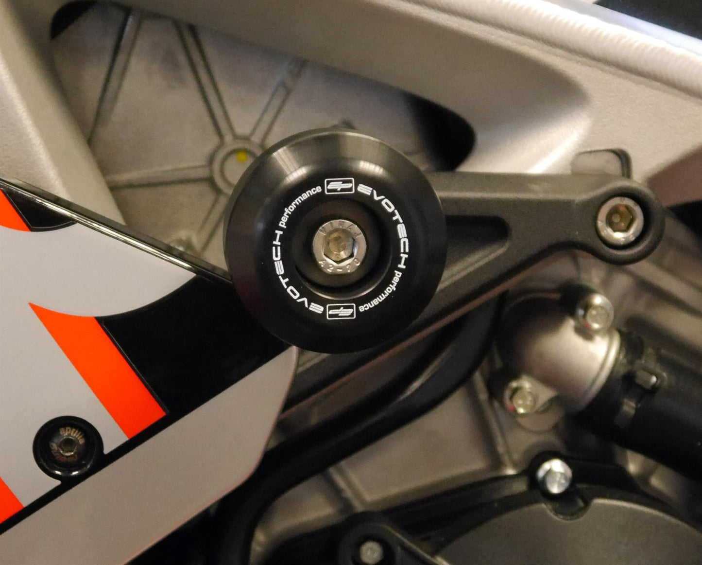 Evotech Aprilia RSV4 RF Valblokken set (2015-2020)