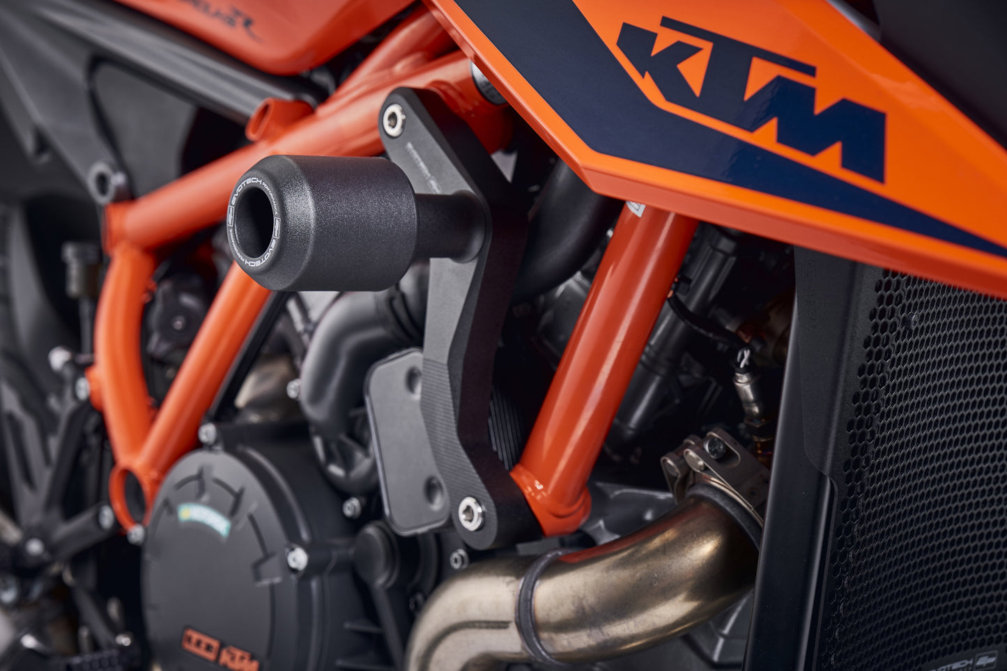Evotech KTM 1290 Super Duke RR Valblokken set (2021+)