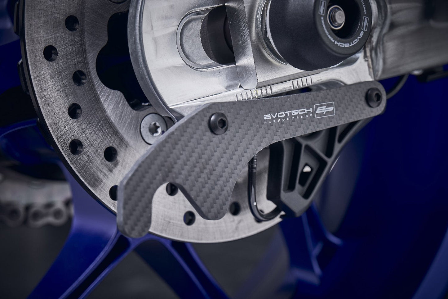 Evotech Carbon Fibre Paddock Stand Plates - Yamaha YZF-R1M (2015-2019)