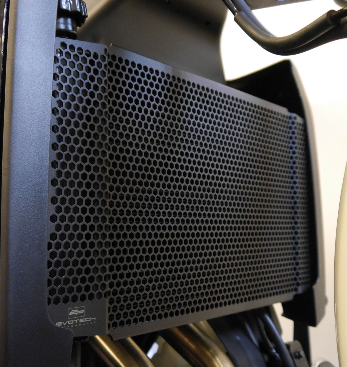 Evotech Kawasaki Vulcan S Cafe Light Tourer Radiatorcover 2018