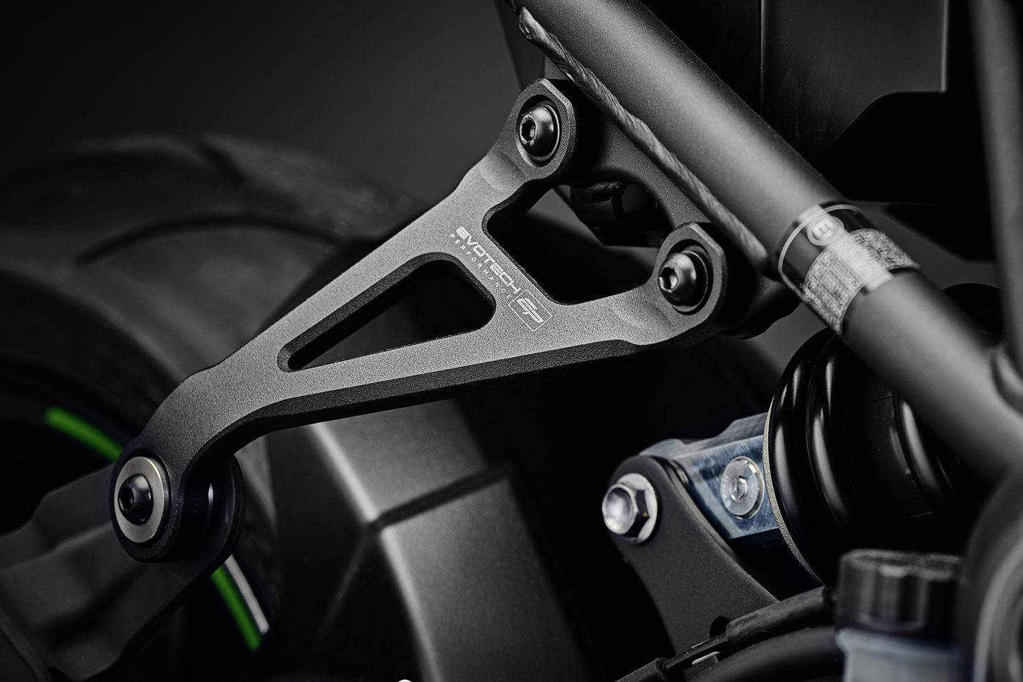 Evotech Kawasaki Z900 Uitlaatsteun & Duosteun Vervanger Kit (2017 - 2024)