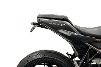 Kentekenplaathouder (Rood Achterlicht) Evotech - Suzuki GSX-8T (2025+)