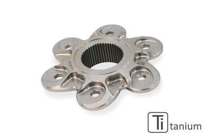 Titanium Achtertandwieldrager 6-bouts (grote achteras) Ducati Monster 1200 25 Anniversario (2020) zijaanzicht