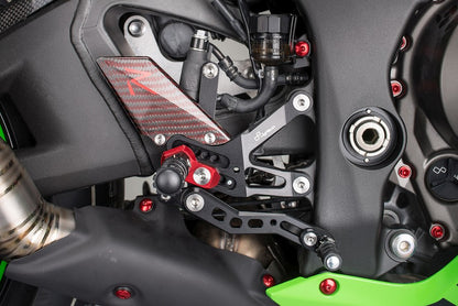 Justerbar bromslänkuppsättning R (specialutgåva) med fällbara fotstöd Kawasaki ZX-10R 2016-2020