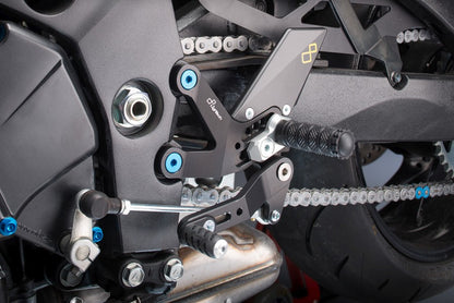 Enlace de freno ajustable Conjunto con reposapiés plegables Suzuki GSX-S 1000 GT 2022+