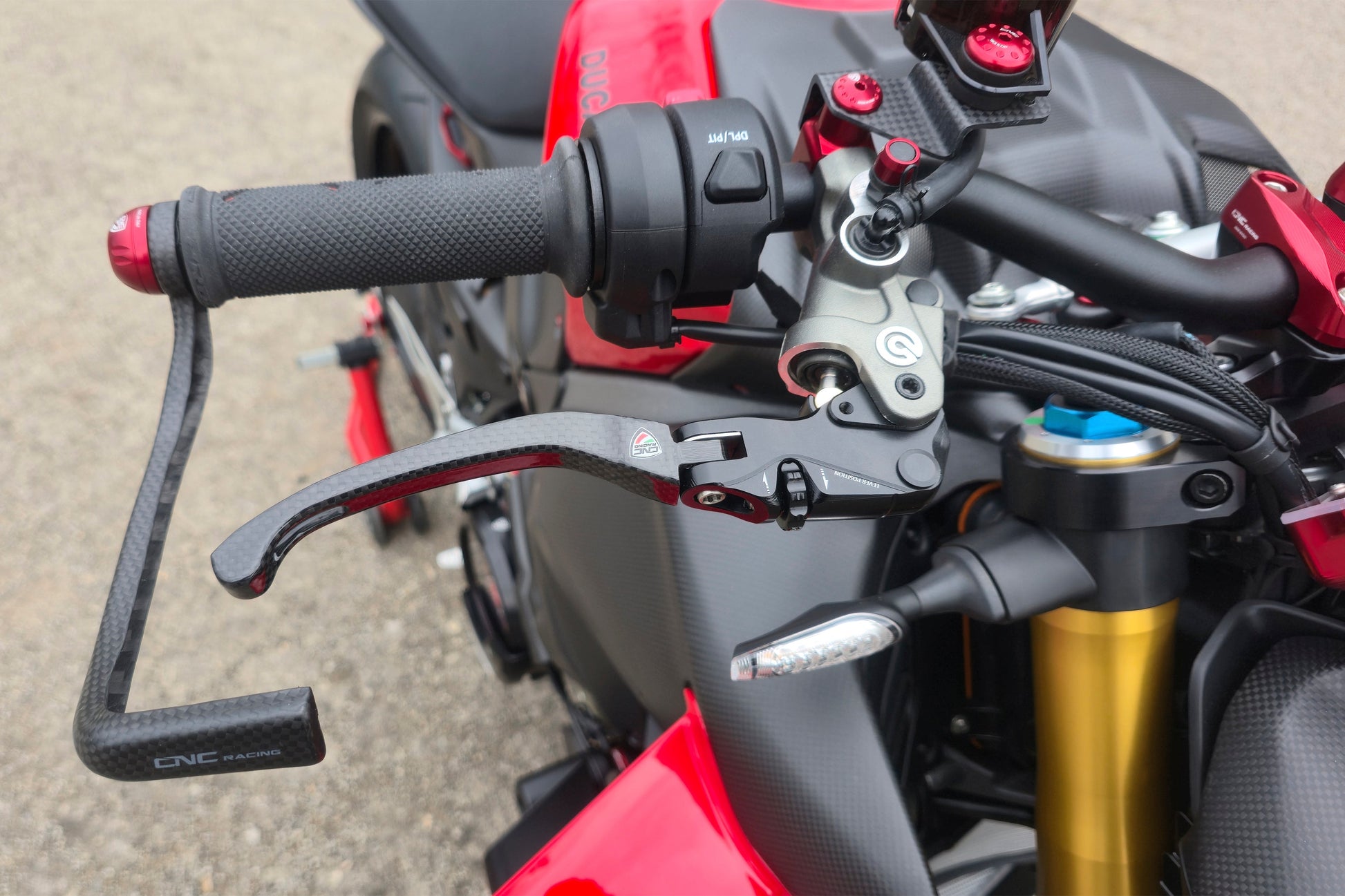 Carbon opklapbare remhendel - met horizontale verstelknop Aprilia RSV4 Factory (2025+)