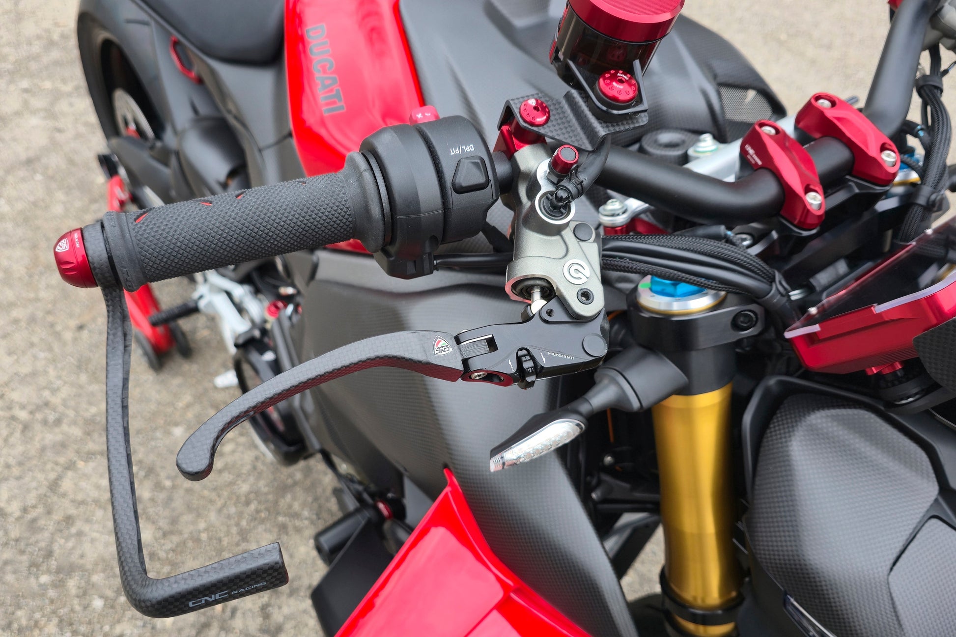 Carbon opklapbare remhendel - met horizontale verstelknop Aprilia RSV4 Factory (2021-2024)