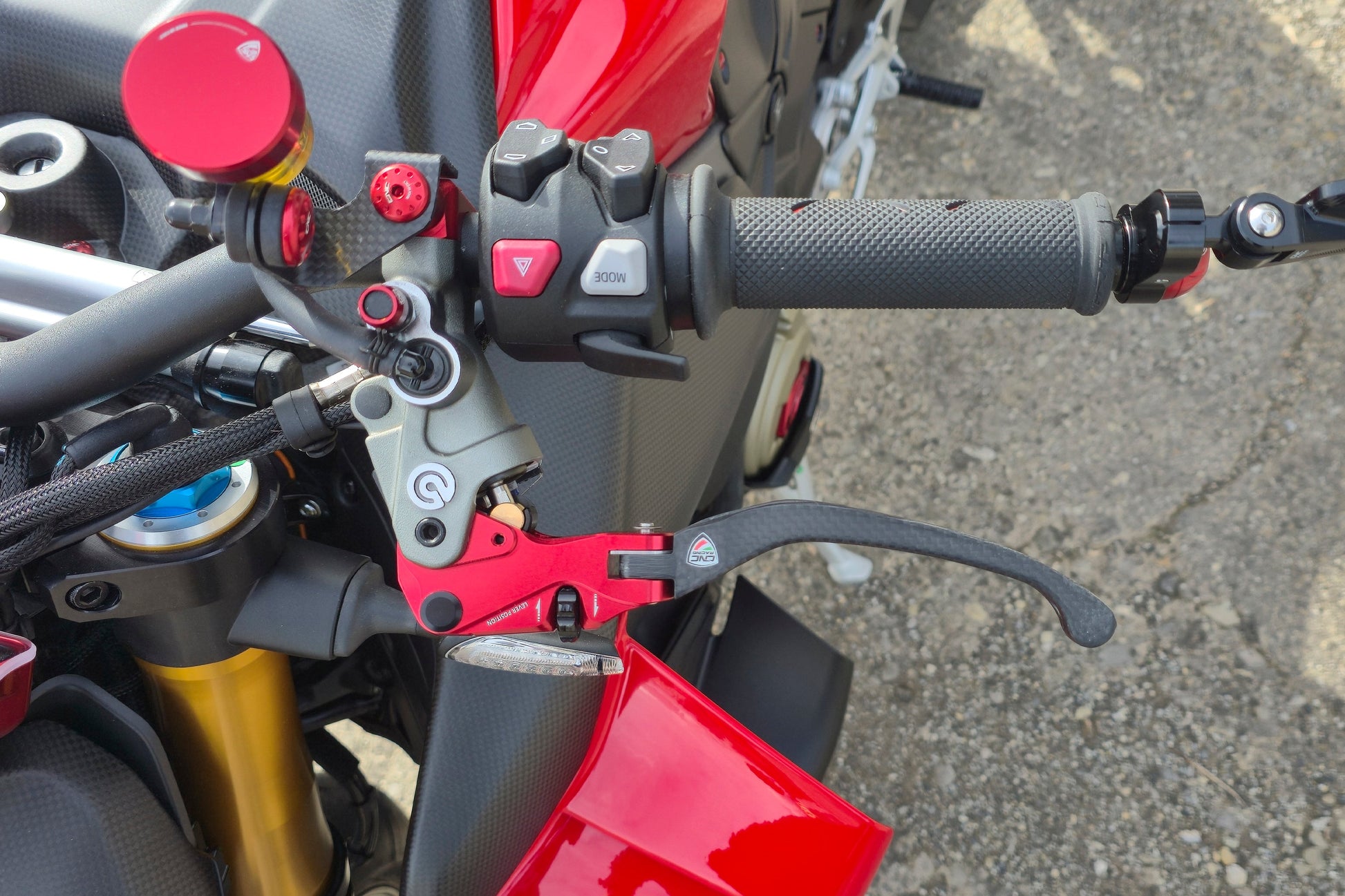 Carbon opklapbaar koppelingshendel - met rollende verstelknop Ducati Streetfighter V4 SP2 (2023-2024)