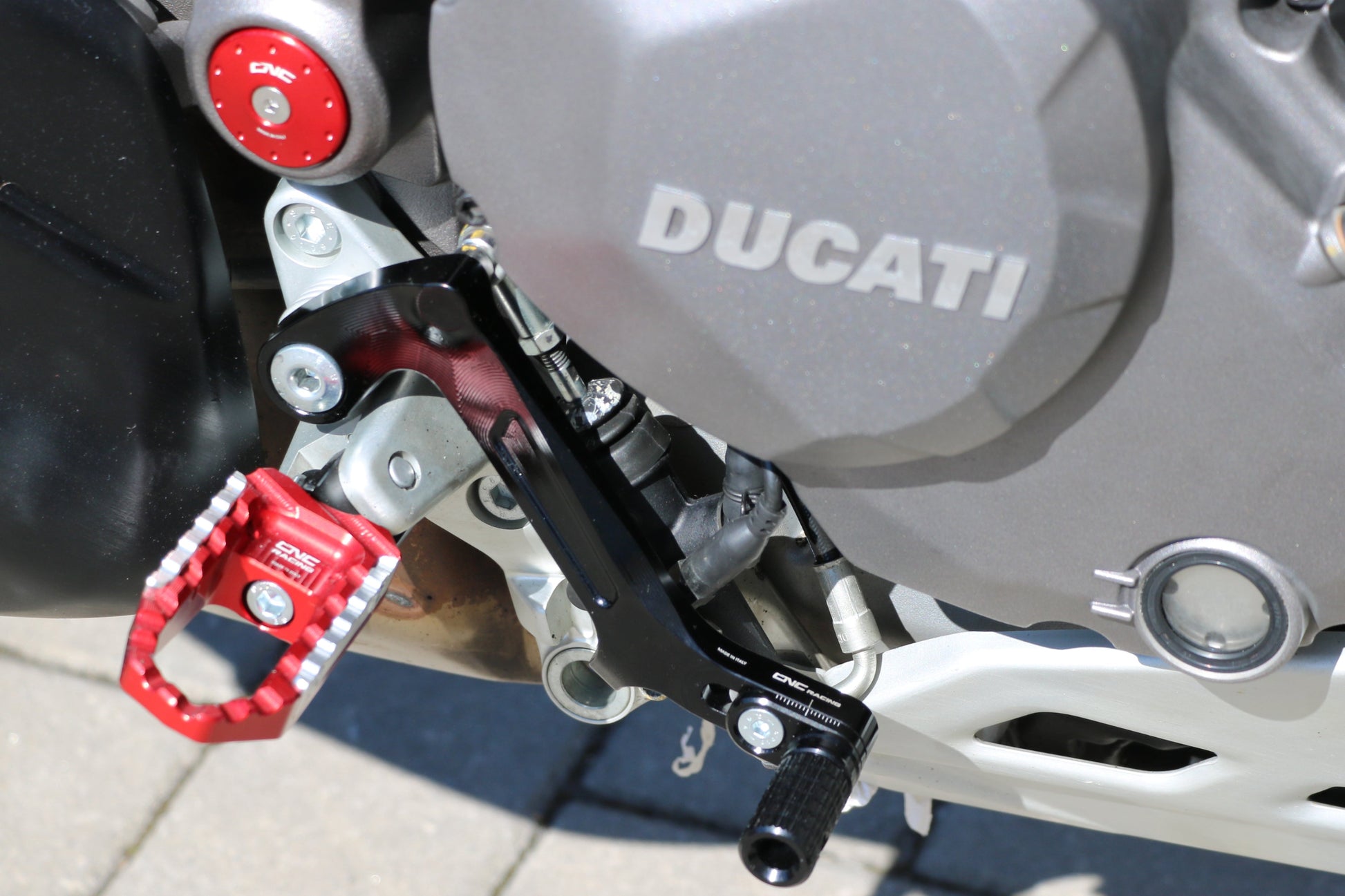 CNC Racing Vast Schakelpedaal of Rempedaal Uiteinde - M6 Ducati Multistrada 1260 S Grand Tour (2020)