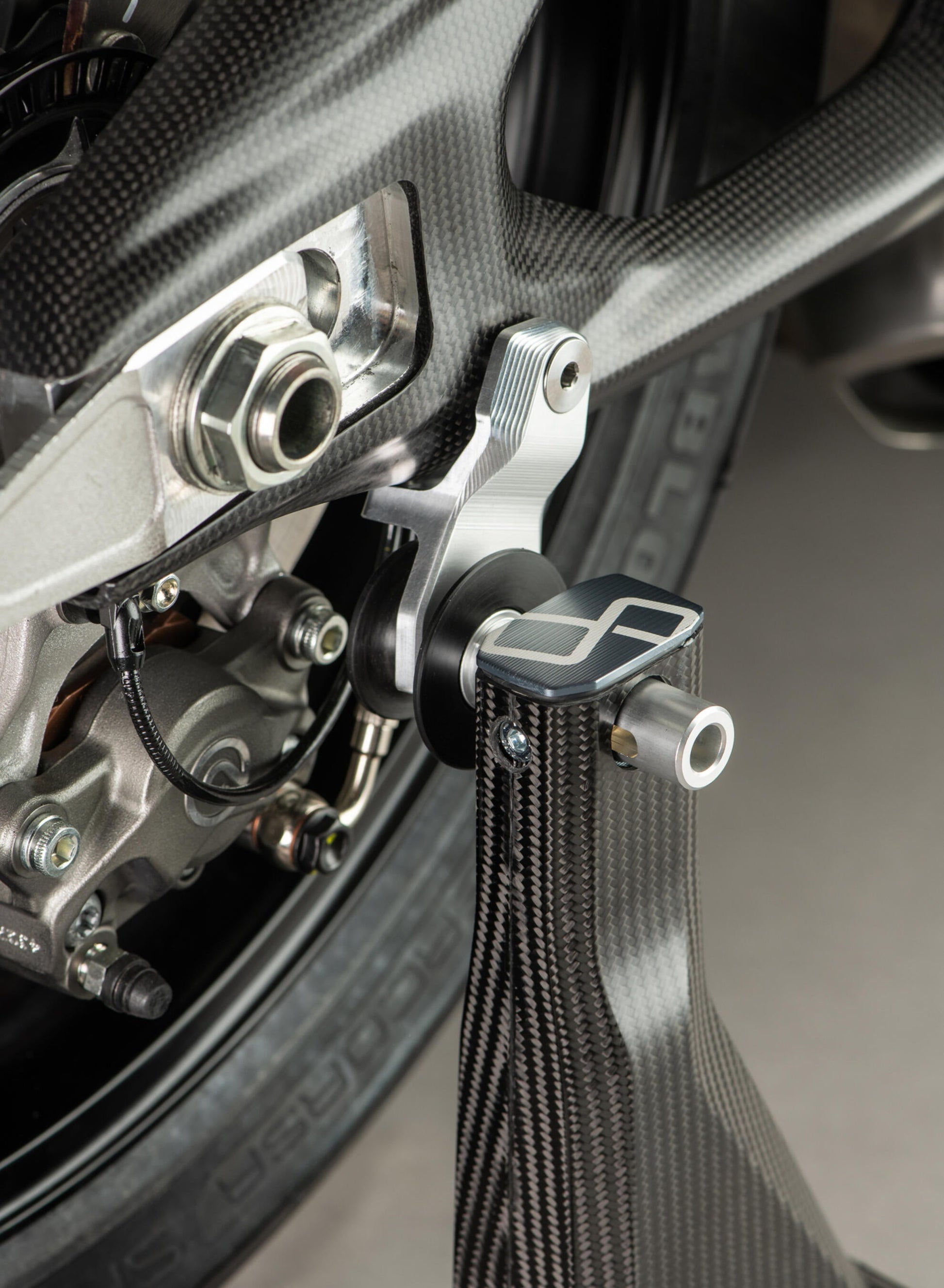 LighTech Carbon Paddock Stand Panigale V4 Tricolore (2025+)