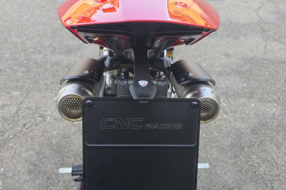 Carbon kentekenplaathouder CNC Racing Ducati Panigale V4S (2025+)