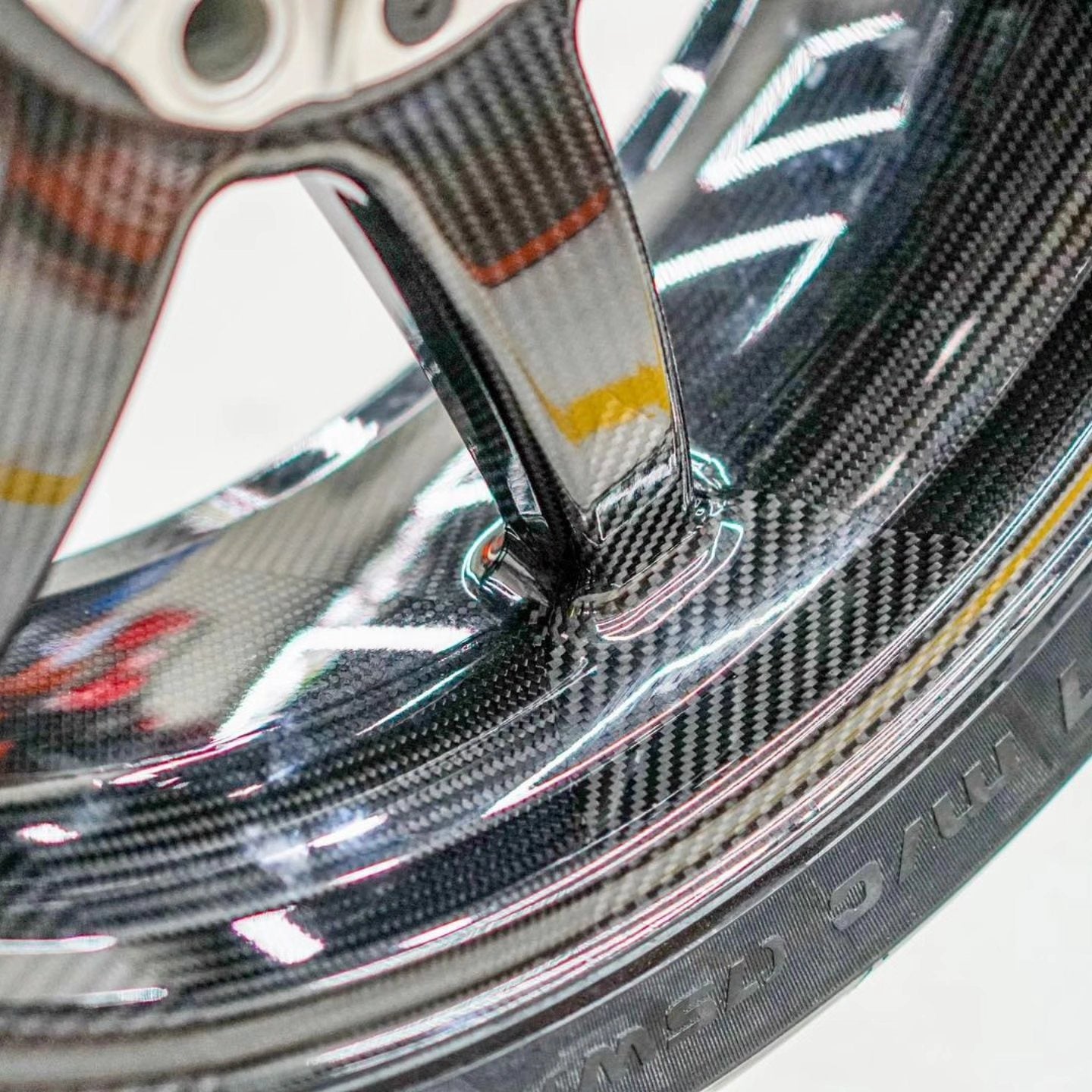 BST Carbon Achtervelg Mamba TEK 6,0 x 17" Ducati Panigale 1199S (2012-2015)