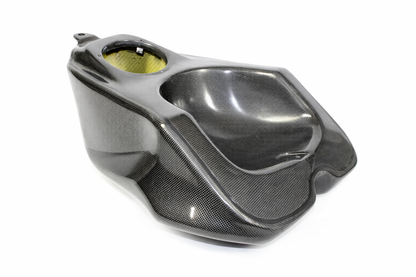 SC00003B carbon benzinetank Ducati 748 916 996 998 onderkant met montage brandstofpomp