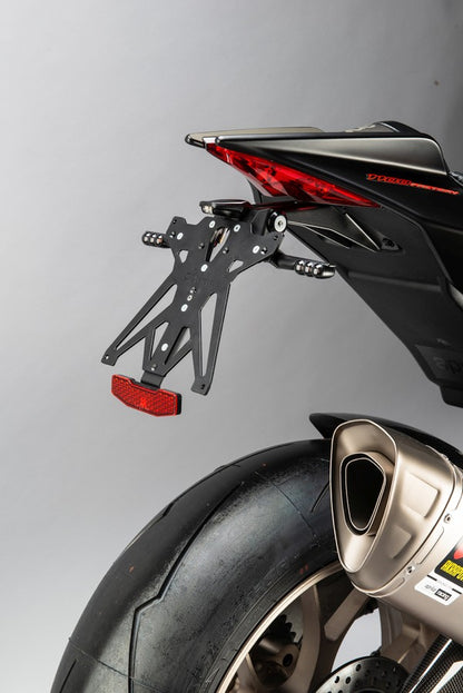 Lightech 'Race' Titular de la matrícula - Innovation se encuentra con elegancia - Aprilia Tuono V4 All 2009-2020