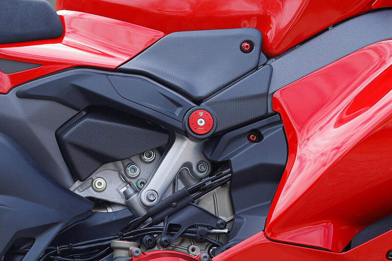 Mat carbon tank zijkantcovers (2 st.) Ducati Panigale V4 Tricolore Italia (2025+)