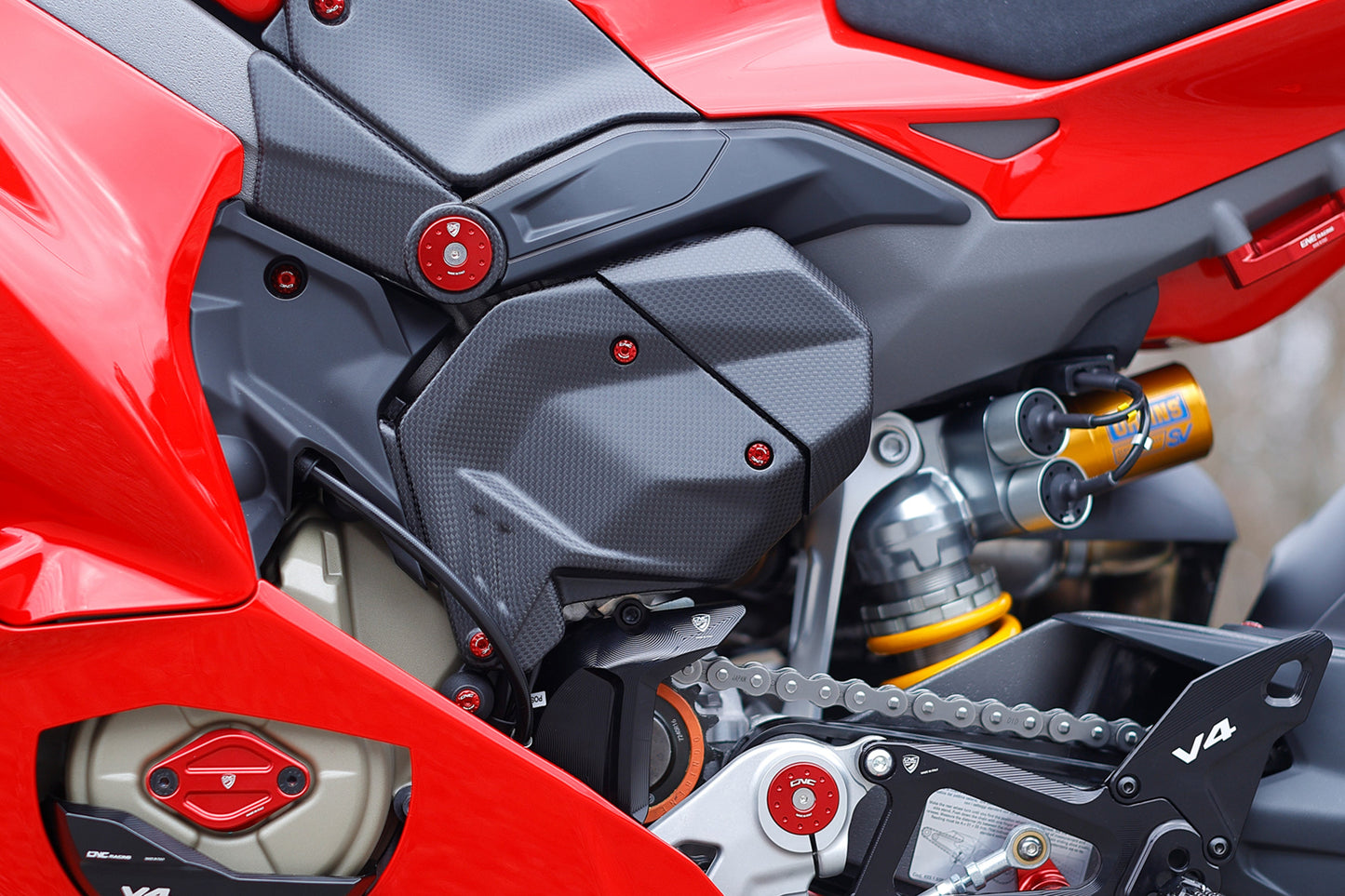 Cilinderkop cover set 2-delig mat carbon Panigale V4 Tricolore Italia (2025+)