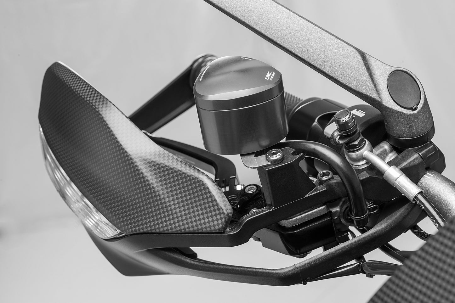 Bovenste handkap mat carbon Ducati Hypermotard 950RVE (2020-2025)