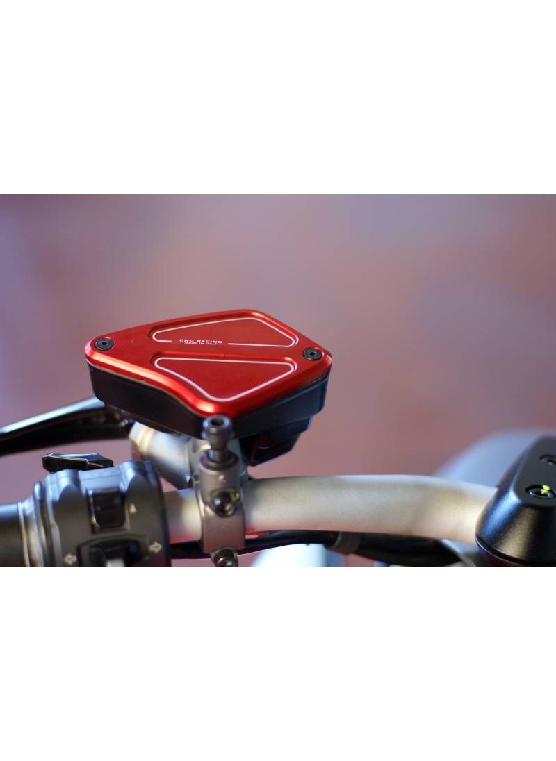Brake and Clutch Fluid Cover Set Diavel