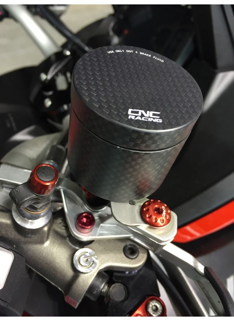 CNC Racing carbon Remvloeistof reservoir 25ml Aprilia RSV4 (2021+)