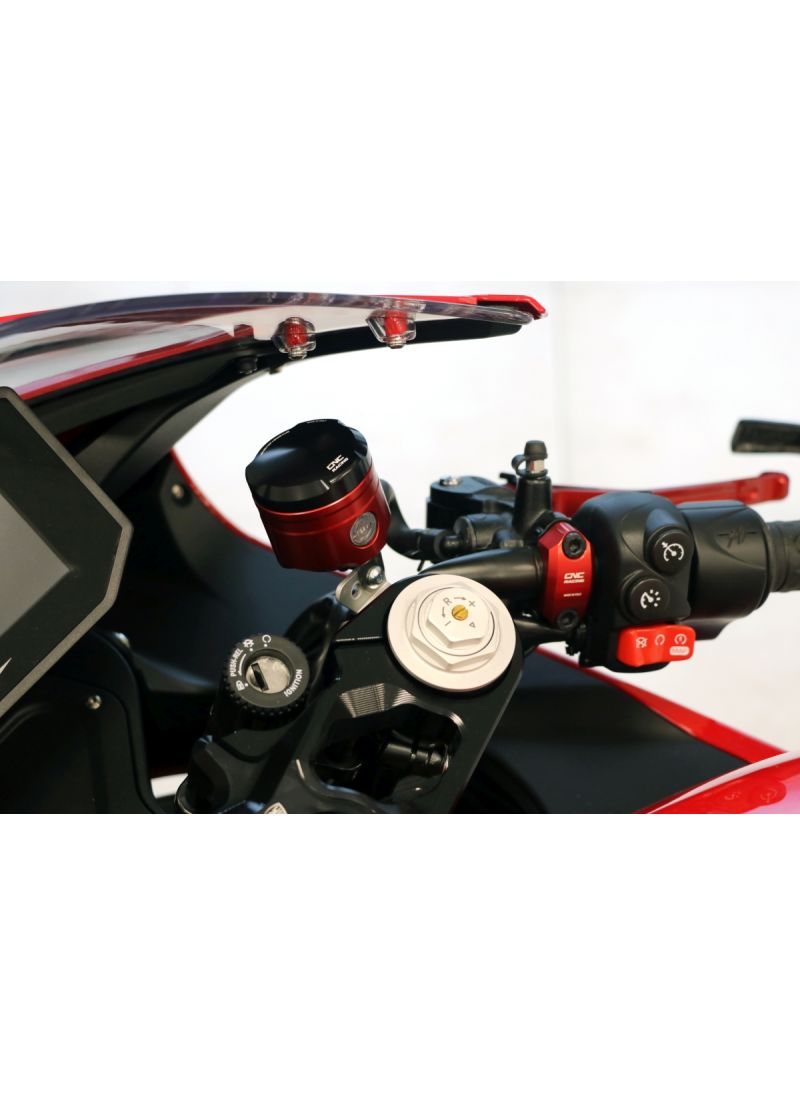 CNC Racing 25ml brake fluid reservoir - cap Ducati Hypermotard 1100 EVO (2010-2012)