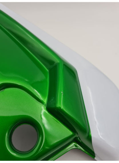 Ermax seatcover Z1000 2014-2021 Pearl Stardust White (25Y) / Golden Blazed Green demo