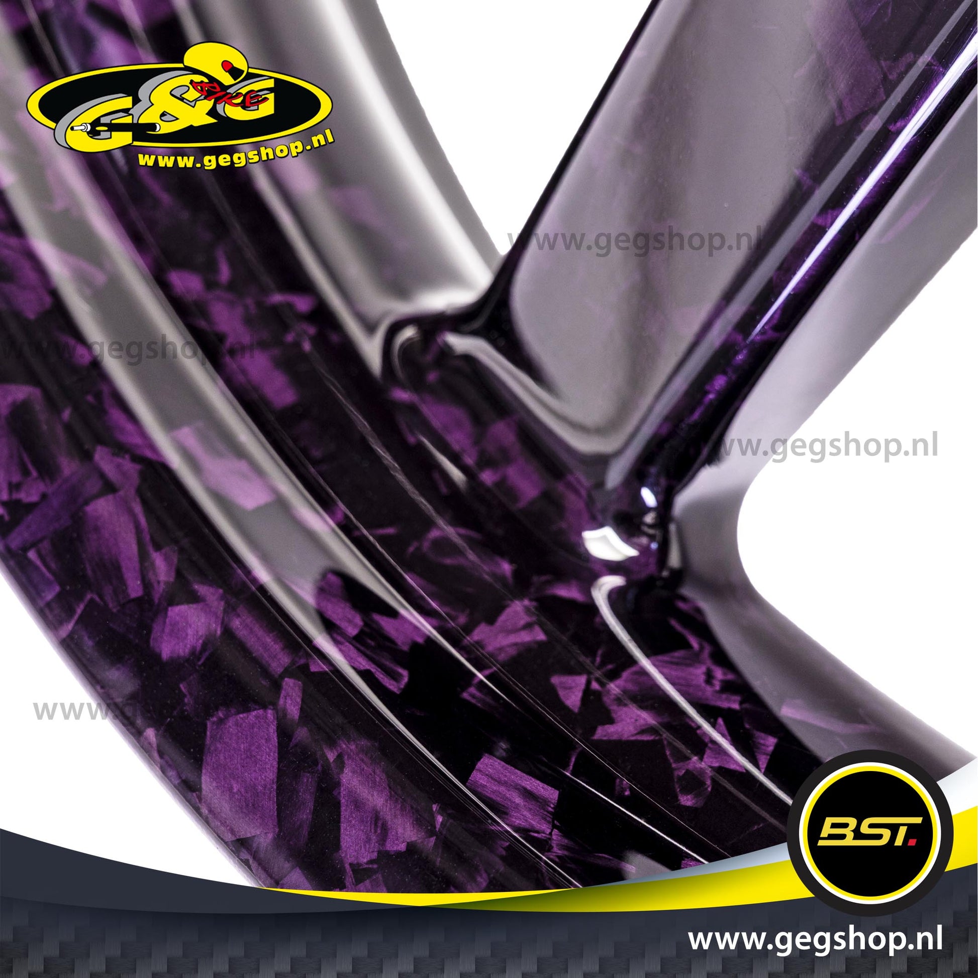 BST Torque TEK 3.5x21" carbon voorvelg voor Harley Davidson FLHT Electra Glide Standard (2019-2020)